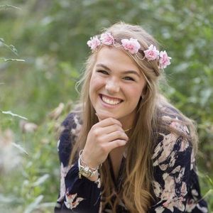 Meet your Posher, Emily